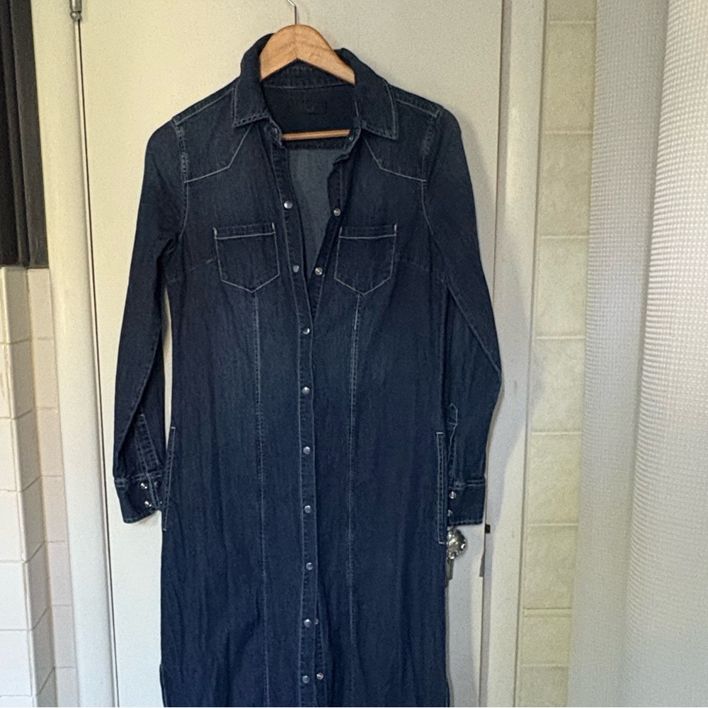Denim long shirt dress with side pockets and matching tie belt